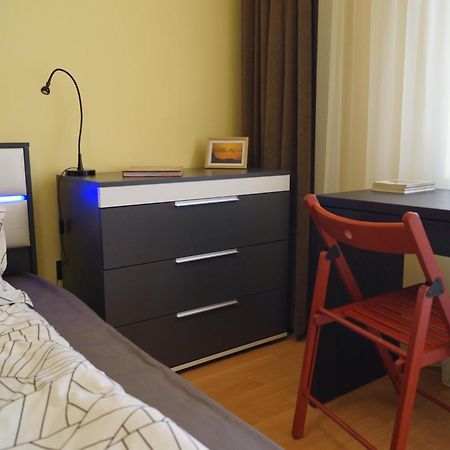 Spacious 2Bdr - Free Parking - Walk Everywhere - 300 Mbps Wifi Varna Exterior photo